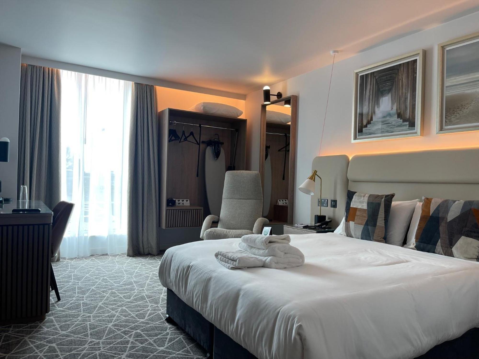 ווסטרהאם The Landing Hotel מראה חיצוני תמונה